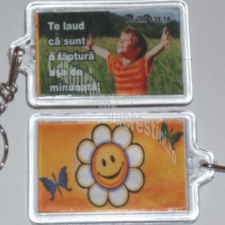 Brelocuri plastic personalizate foto
